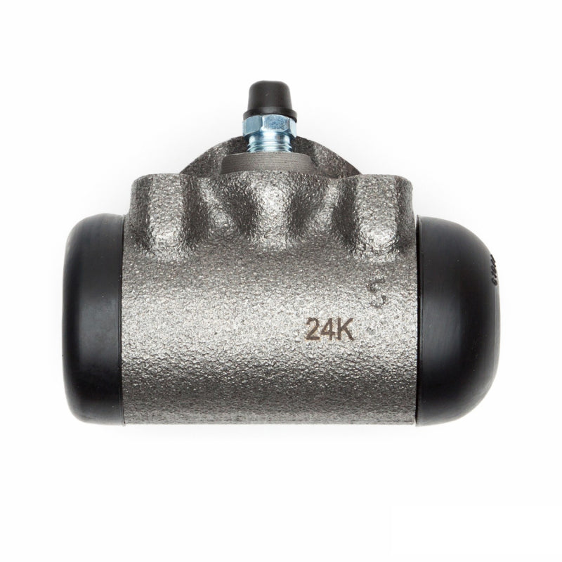 Front left brake wheel cylinder for 1940-1958 Buick, Cadillac, and Pontiac (MPN 375-45015).