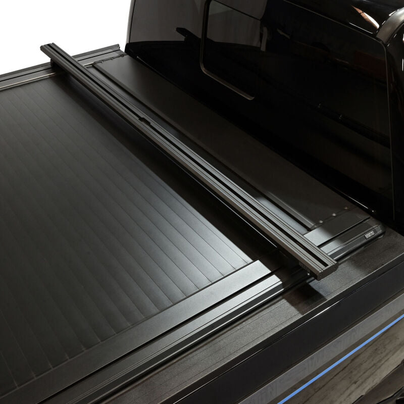 Westin 2017-2026 Ford F-250/F-350 SD 6.8ft Bed Electric Retractable Tonneau Cover - Black