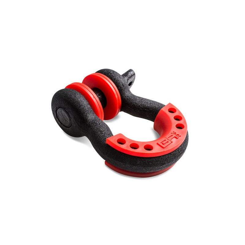 Textured black 3/4 inch D-ring shackle with red polyurethane anti-rattle isolators and threaded steel pin.