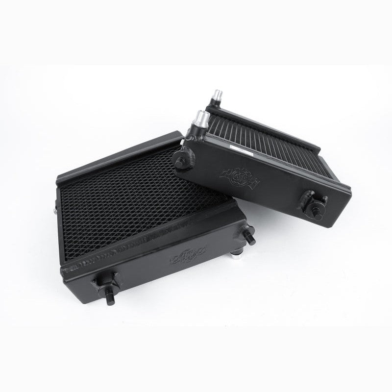CSF 8179 high-performance auxiliary radiator with thermal black coating and detachable aluminum rock guard.