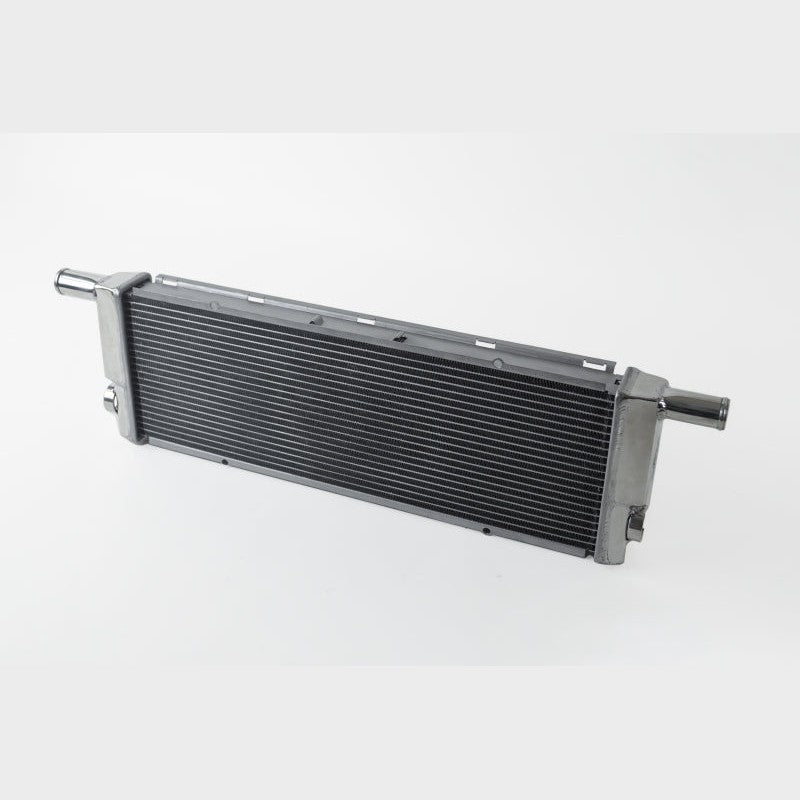 CSF 7068 all-aluminum center radiator for Porsche 911 and 718 with high-efficiency B-Tube core and TIG-welded tanks.