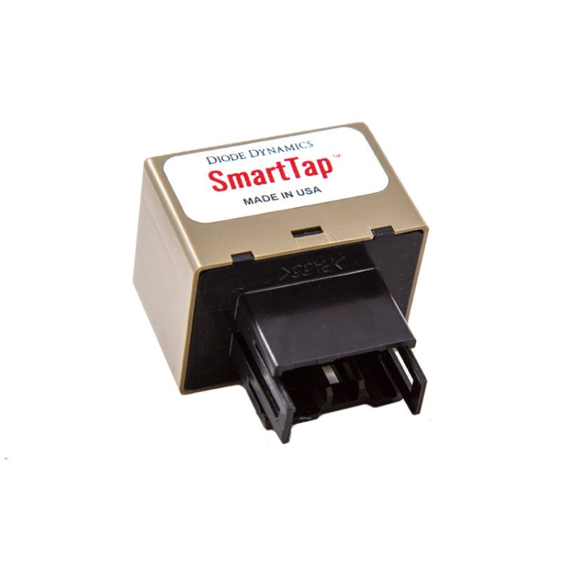 Diode Dynamics SmartTap CF18 programmable LED flasher relay module with 8-pin connector.