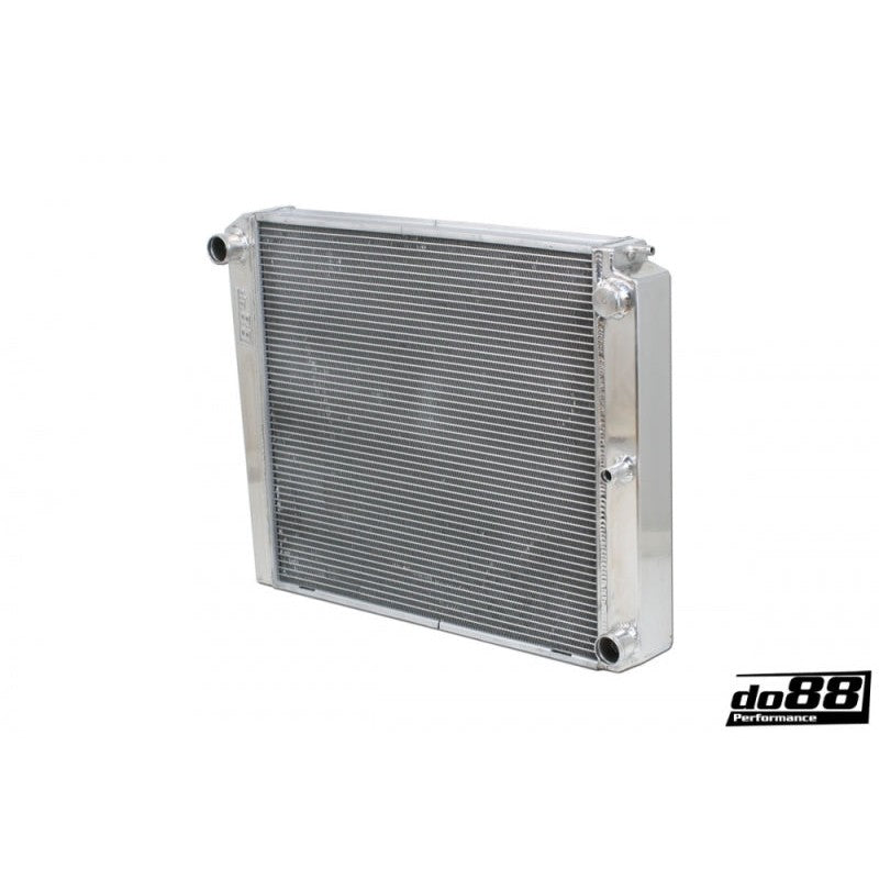 do88 all-aluminum performance radiator for Volvo 240, 740, and 940 models with manual transmissions.
