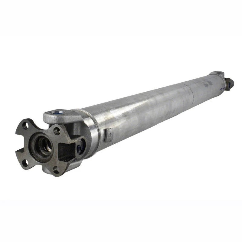 Ford Racing one-piece aluminum driveshaft assembly with 31-spline slip yoke for 1996-2004 Ford Mustang.