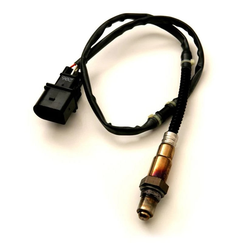 Innovate 3925 4-bar MAP sensor featuring a black housing and integrated plug-and-play wiring harness.