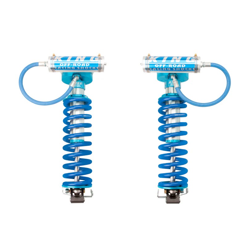 King Shocks 2.5-inch diameter remote reservoir front coilover conversion kit for Ford F-250/F-350 Super Duty 4WD.