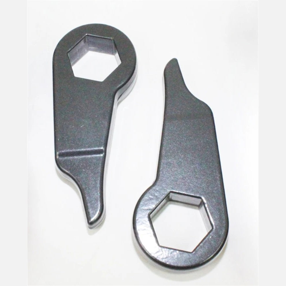 MaxTrac forged steel 1-3 inch leveling torsion keys with shock extenders for 2020-2025 GM 2500HD and 3500HD.