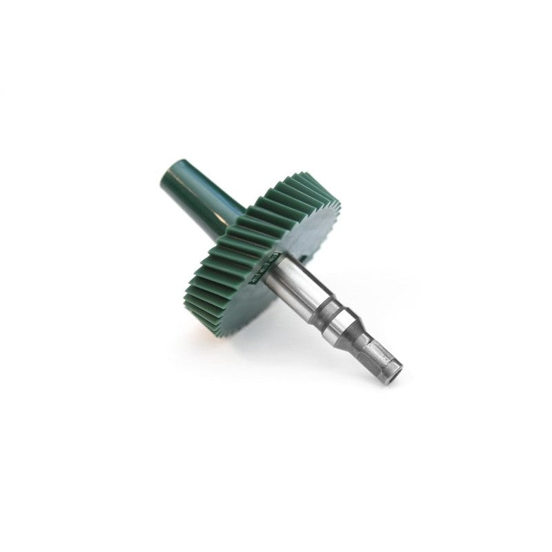 Green Omix 39-tooth short shaft speedometer gear for 1993-2006 Jeep Cherokee and Wrangler models.