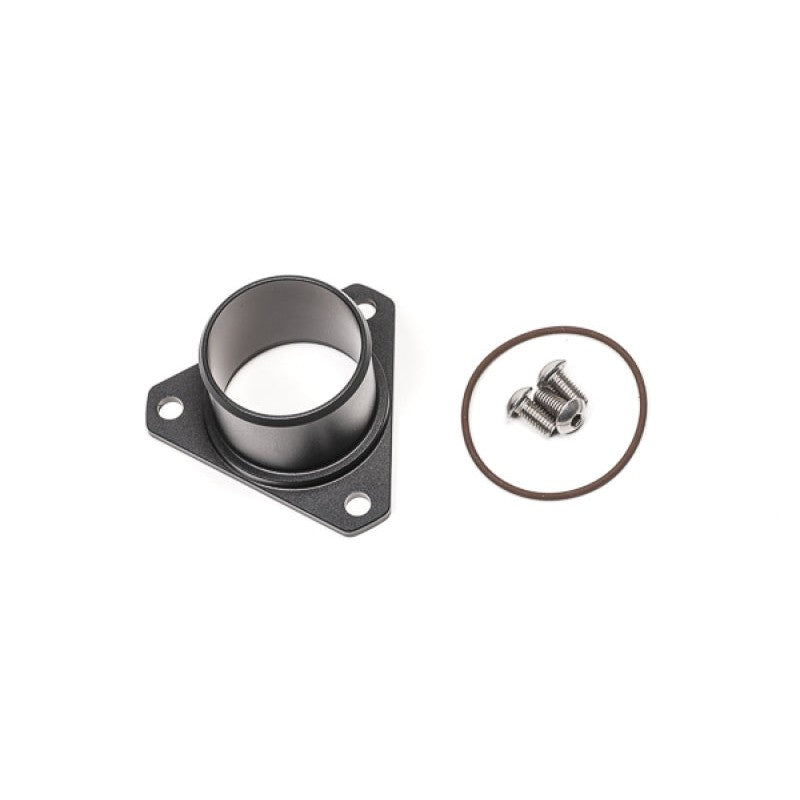 Radium Engineering straight remote fuel filler neck with 3-bolt flange and 1.5-inch hose barb.