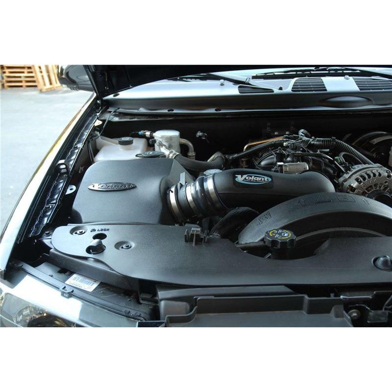 Volant Pro 5 closed box air intake system with black polyethylene housing, smoked acrylic lid, and oiled cotton filter.