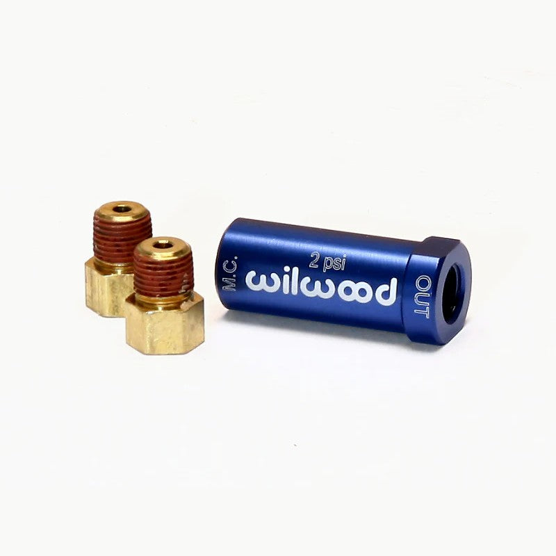 Blue anodized Wilwood 2lb residual pressure valve with two brass 1/8-27 NPT to 3/8-24 inverted flare fittings.